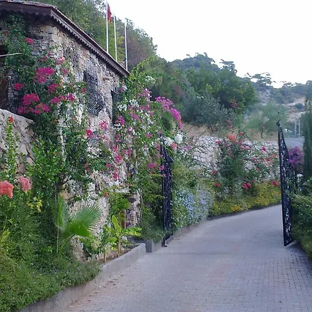 Paradise Garden Отель 3*