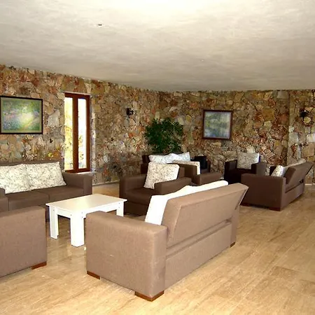 Отель Paradise Garden 3*