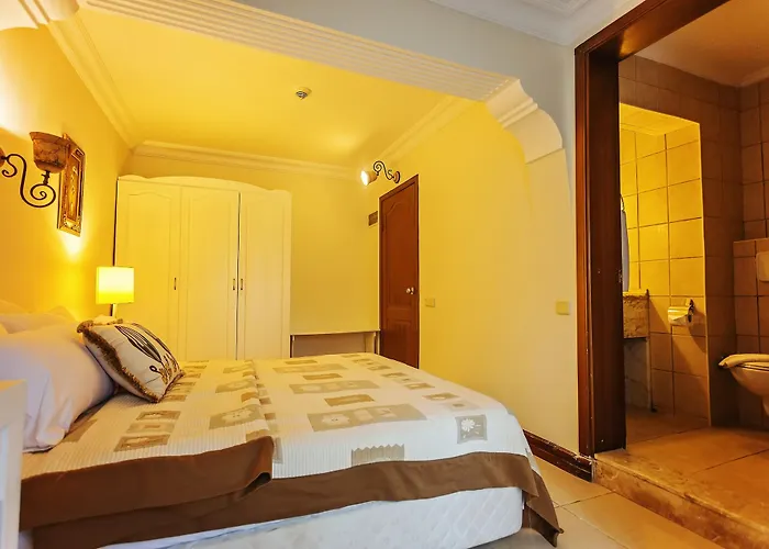 Hotel Paradise Garden 3*