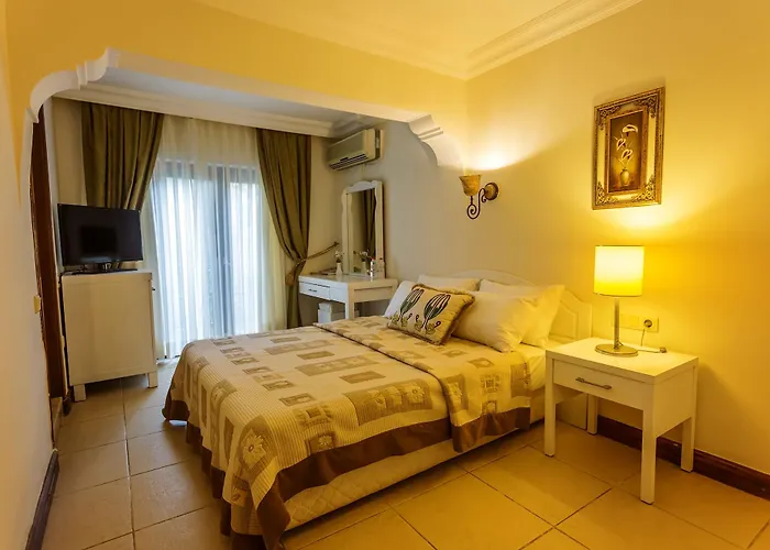 Paradise Garden Hotel 3*