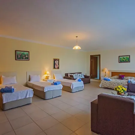 فندق Paradise Garden 3*