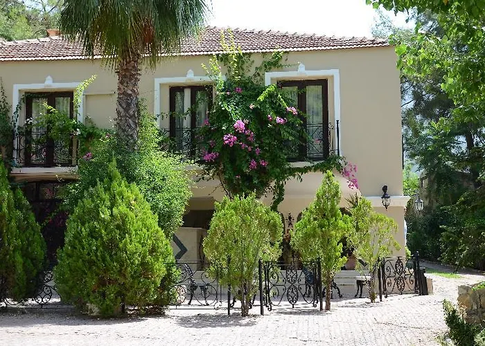 Hotell Paradise Garden 3*