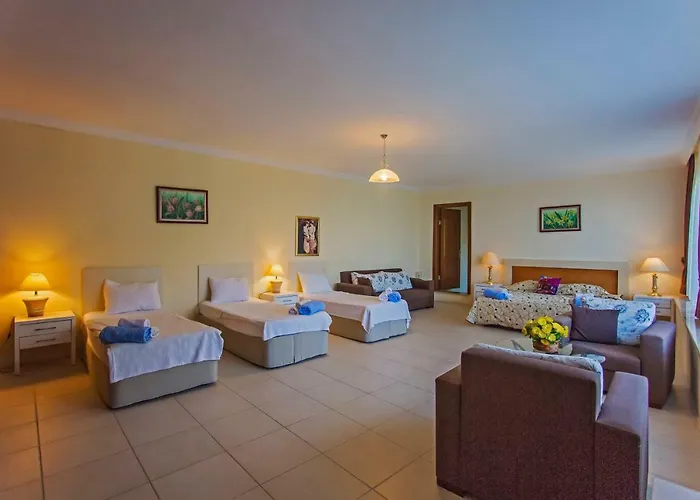 Hotell Paradise Garden 3*